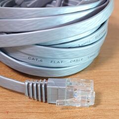 ②《エレコム》LANケーブル ５m／LD-GF/SV5 ♻️数回使用の長期保管品の画像