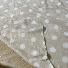 ブランケット　
ドットの画像