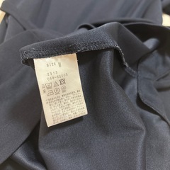 ネイビー長袖ワンピース ベルト付きの画像