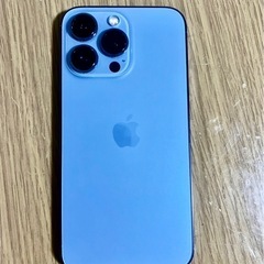 ⭐︎明日お取引できる場合は値下げします⭐︎iPhone13pro　256GBの画像
