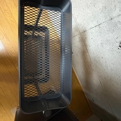 3段とも高さ調節ができるキッチンワゴン コンパクト ( ぶらっくブラック)の画像