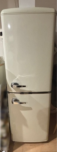 アイリスオーヤマ　レトロ冷蔵庫