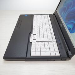 残り2台 2022年製 ノートパソコン 富士通 LIFEBOOK A5511/HX Core i5-1135G7 8GB SSD 256GB 【高年式・高コスパ・保証あり・全国発送】の画像
