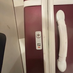 【ジャンク】キャリーケース
の画像