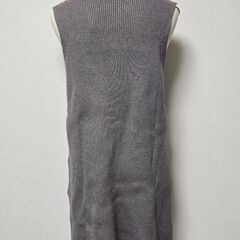 ZARA ザラ ハイネック ロングニットノースリーブ ロングベスト ほうじ茶色の画像