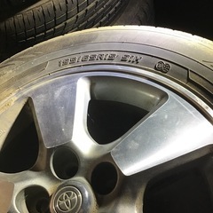 車のタイヤDUNLOP195/65R15の画像