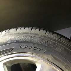 車のタイヤDUNLOP195/65R15の画像