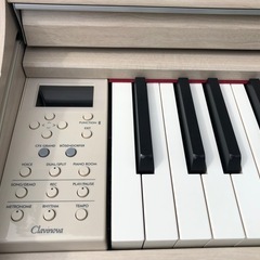 ヤマハ  クラビノーバ     CLP-745WAの画像