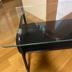 ニトリ　ガラステーブルの画像