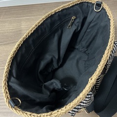 グローブ　カゴバッグの画像