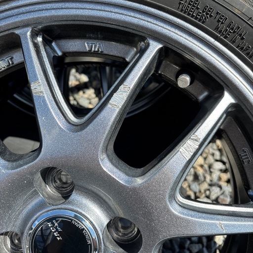 GOODYEAR ICE NAVI 7 185/65R15 スタッドレス 4本セット ホイール付き（新型アクア使用）