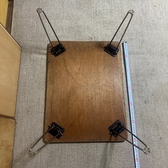 折りたたみ机の画像