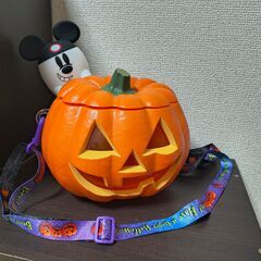 ディズニー×ハロウィン 光るカボチャのポップコーンバケットの画像
