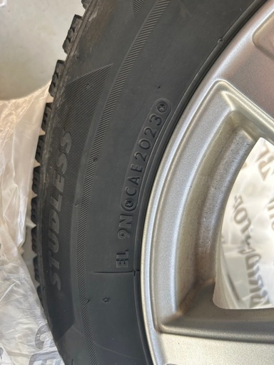 VRX2 195/65R15 スタッドレスタイヤ　4本　ホイール付