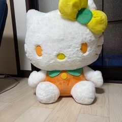 超Bigシナモロール、ハローキティー、ドナルドダッグぬぬいぐるみの画像