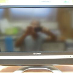 シャープ　アクオス　20型　2006年製ですが綺麗に映ります。の画像