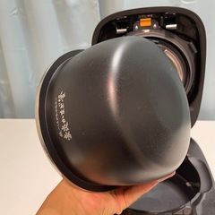 美品 ZOJIRUSHI 炊飯器 NW-ES07の画像