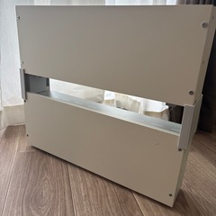 【組立て済み】 トミカ ミニカー 収納 収納棚 スリーコインズ 2個セット
の画像