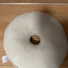 抱き枕と円座クッション
の画像