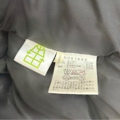 ノースフェイス ヌプシ ダウン ジャケット 迷彩 サイズSの画像