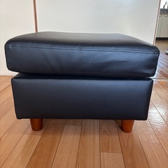 カウチソファ　足置きの画像