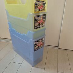 クリアファイル10点、クリアボックス4点の画像