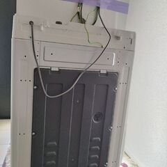 中古美品5.5キロ洗濯機　2023年製の画像