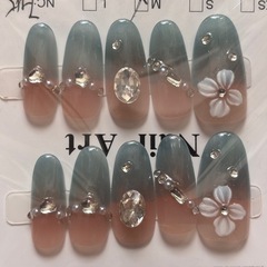 ネイルチップ Ｍの画像