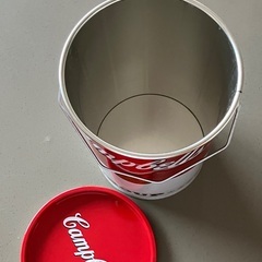 缶の画像