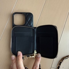 iPhone16pro ショルダーケースの画像