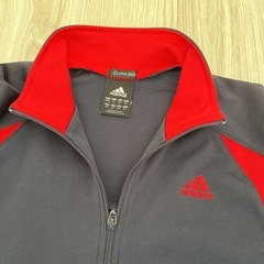 adidasジャージ130cm  の画像
