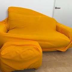 3人がけソファ、オットマン付【取引中】
の画像