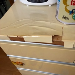 食器棚の画像
