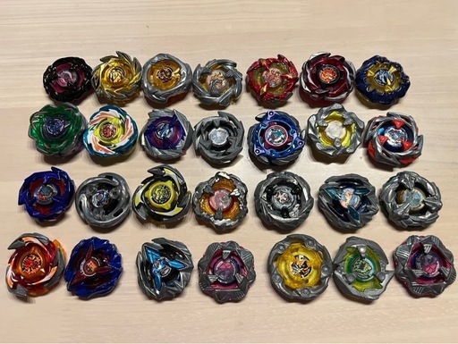 明日10/11で掲載終了します！！値下げできます！！ベイブレードX まとめ売り