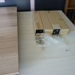 ※取引中/売約済***********　　　　無料差し上げます　未使用/新品　訳あり　テーブル 単品 120×80cm 長方形 木目調 メラミン天板 オールシーズン ローテーブル 家具調 の画像