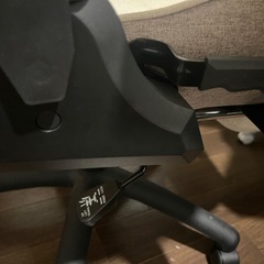 ゲーミングチェアーの画像