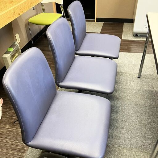 ミーティングテーブル ＋ チェアセット 3点セットで16500円！ 打ち合わせや、休憩所にも♪ テーブル×1台 3連椅子×2台　【UP