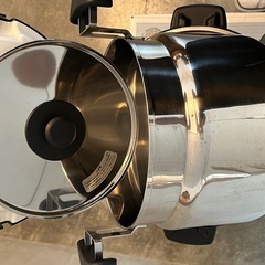 ［1回使用品］サーモス 真空保温調理器 シャトルシェフ 8.0L ブラック KPS-8001 BK 価格ご相談 の画像