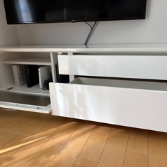 テレビ台の画像