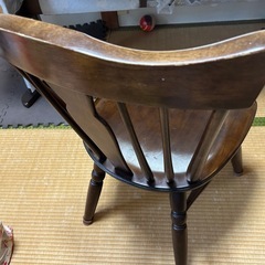 値段下げ　テーブル&椅子セットの画像