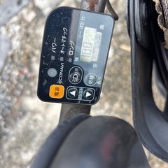 話し中電動自転車の画像