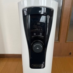 【美品】デロンギ オイルヒーター RHU65L0712 1200Wの画像