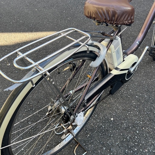 ブリヂストン　電動自転車　充電器　バッテリー付き