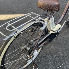 ブリヂストン　電動自転車　充電器　バッテリー付きの画像