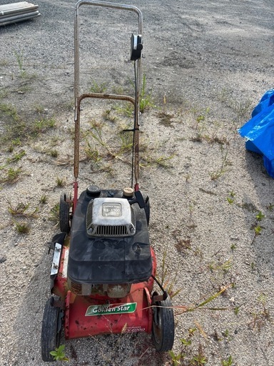 草刈り機
