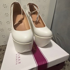結婚式/パンプス/白/22cm
の画像