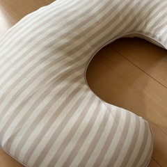 ニトリベビー　接触冷感　Nクール　授乳クッションの画像