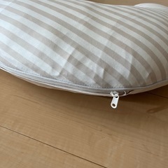 ニトリベビー　接触冷感　Nクール　授乳クッションの画像