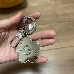 定価6000円　美品　マリークワント　キーの画像