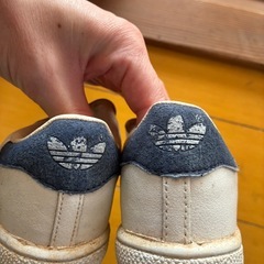 adidas子供靴の画像